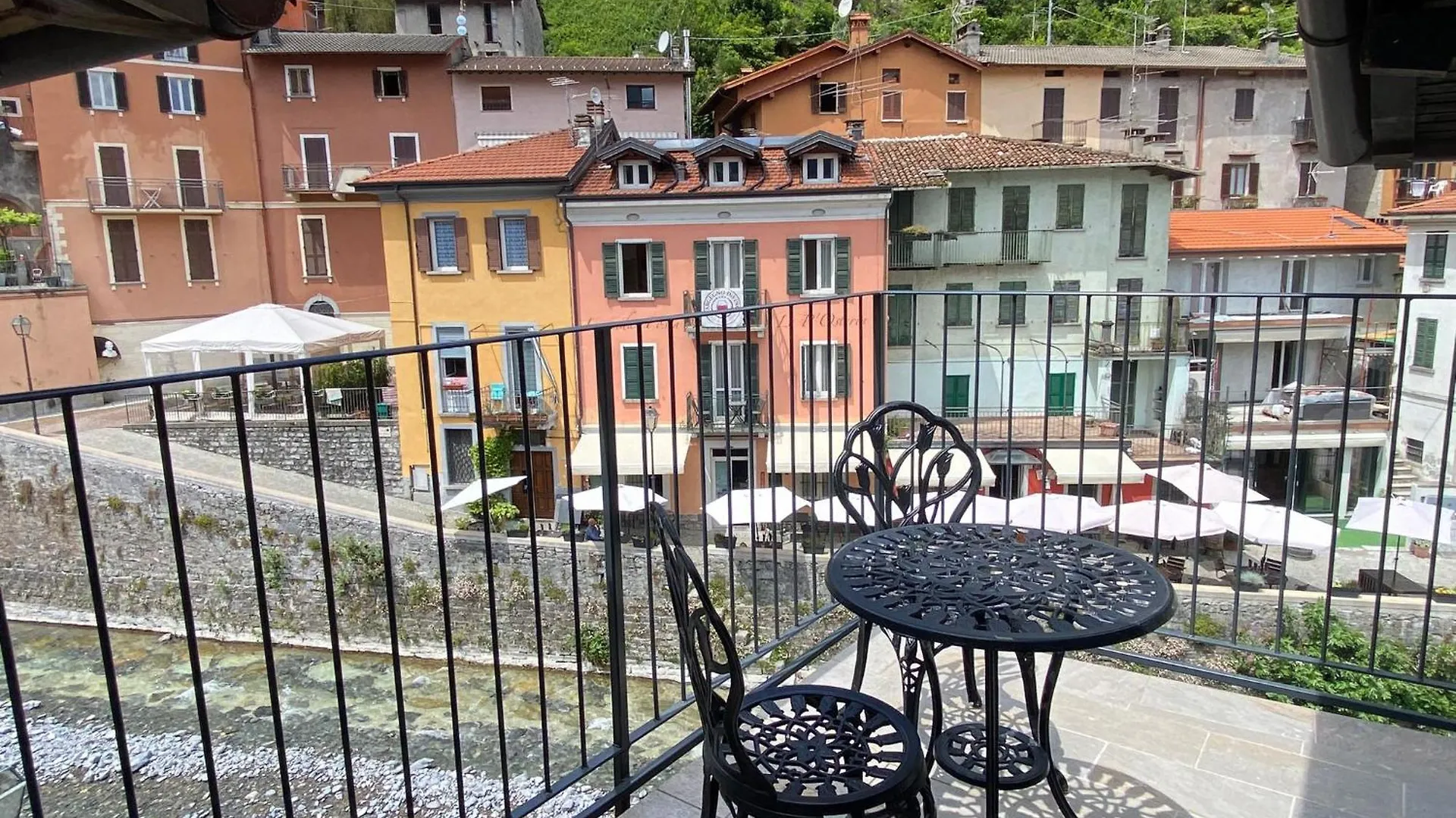 Argegno'S River - Central Apartment Lake View